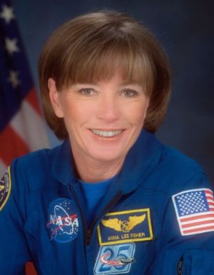 Anna Lee Fisher, química y astronauta
