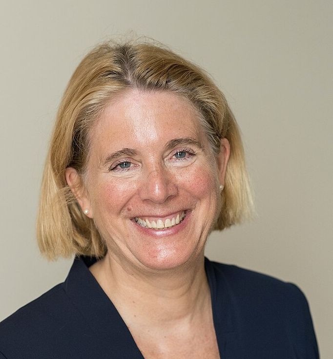 Jacqueline N. Hewitt, astrofísica