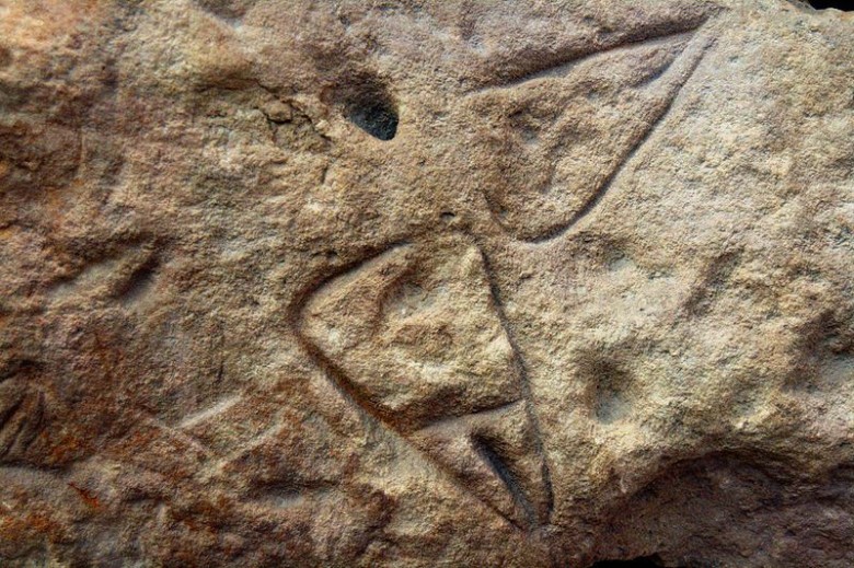 Vulvas grabadas en la Cueva de La Ferrassie (Dordoña, Francia)
