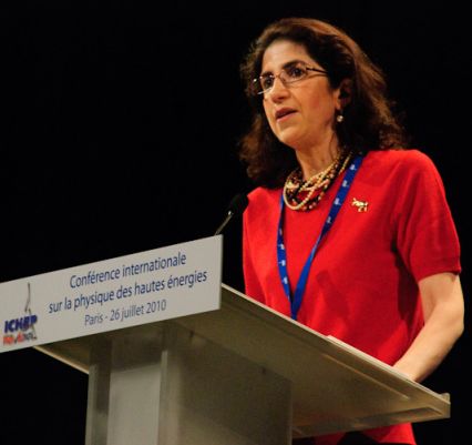 Fabiola Gianotti, la directora del CERN - Mujeres con ciencia