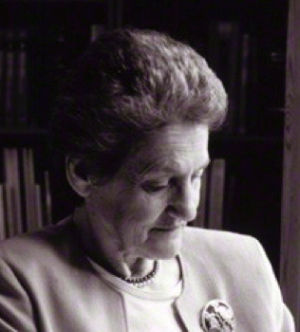 Olga Kennard, cristalógrafa