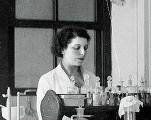 Sonia Cotelle, física y química