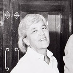 Leslie Barnett, microbióloga