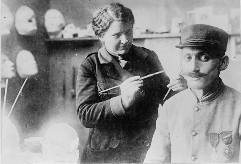 Anna Coleman Ladd, esculpiendo rostros heridos