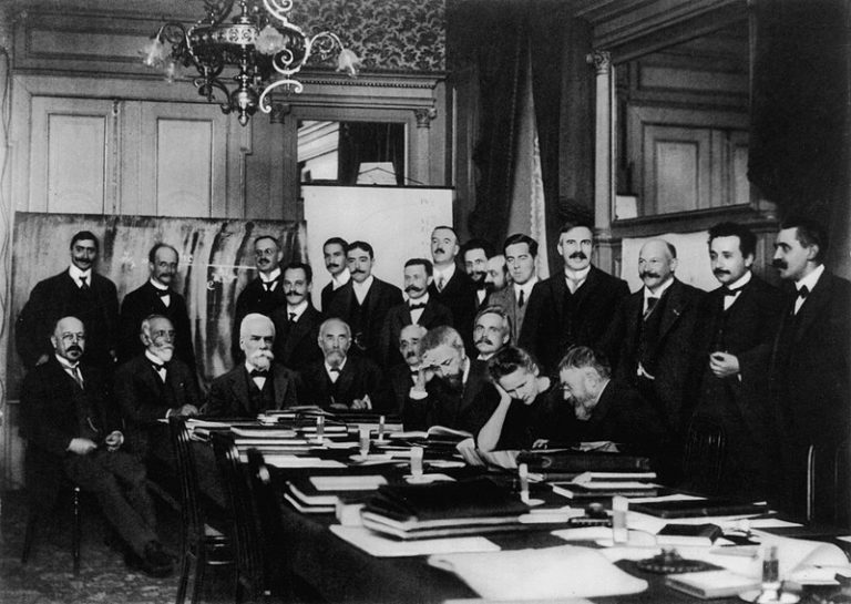 800px-1911_Solvay_conference