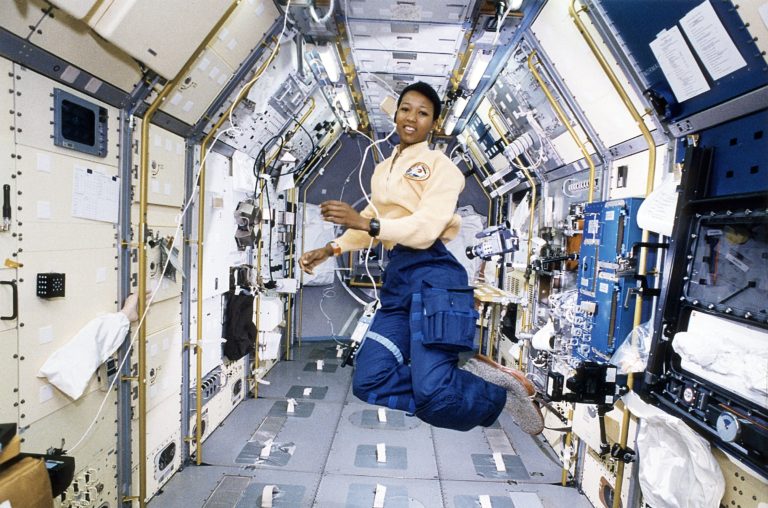 Astronaut_Mae_Jemison_Working_in_Spacelab-J_(7544385084)