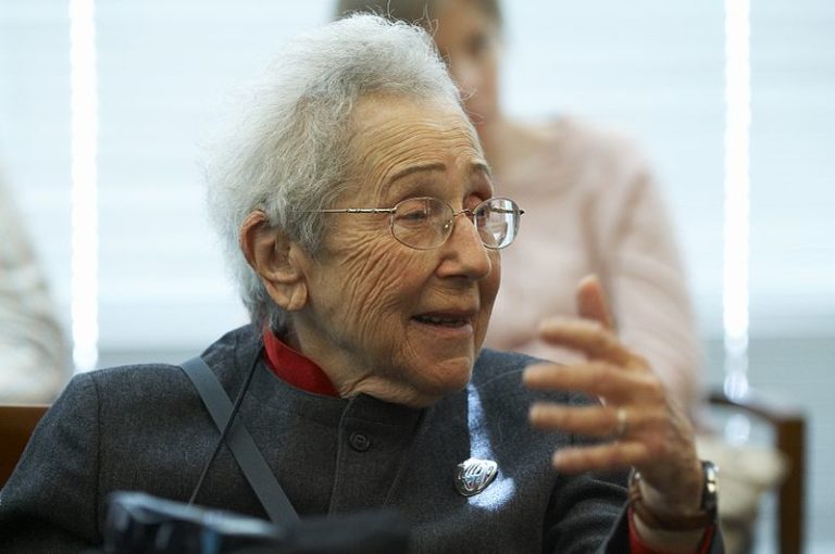 Mildred Cohn, la bioquímica que trabajó con cuatro premios Nobel en toda su carrera