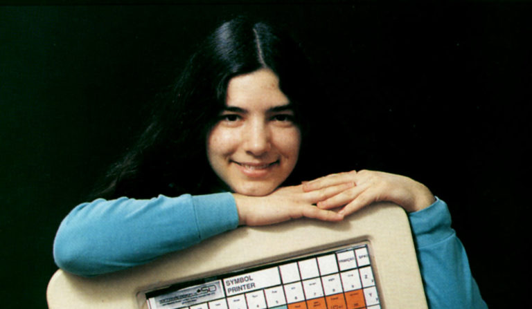 Rachel Zimmerman, la inventora de la impresora Blissymbols