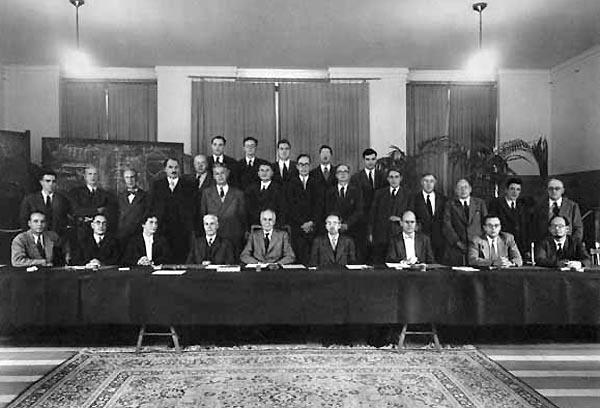 Solvay_conference_1951_g