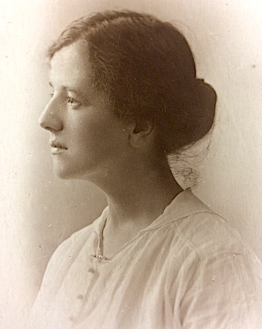 May Sybil Leslie (1887-1937): La química que destacó entre dos premios Nobel
