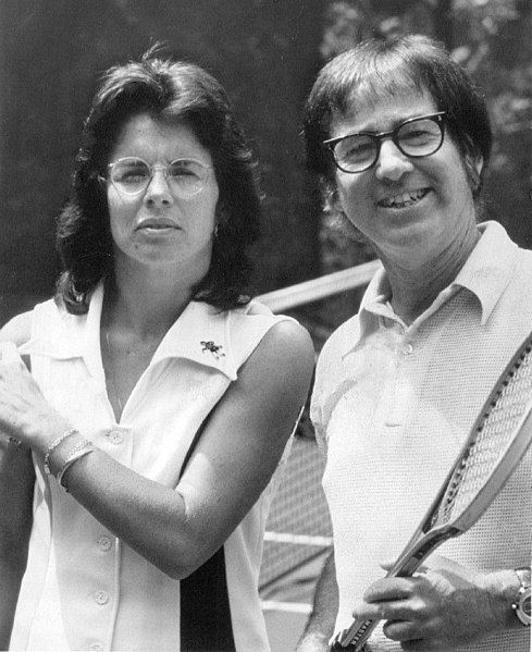 489px-Billie_Jean_King_and_Bobby_Riggs_1973