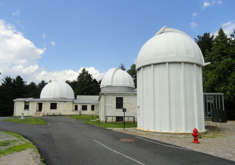 Whitin_Observatory_-_Wellesley_College_-_DSC09779