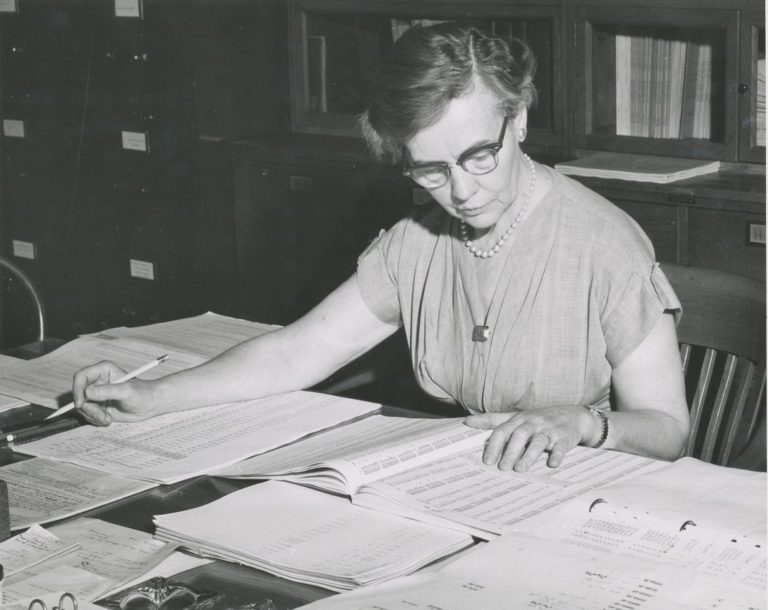 Charlotte Moore Sitterly, pionera de la espectroscopia solar