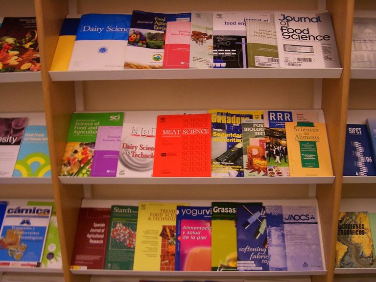 1024px-Vitoria-University-Library-food-science-journals-4489