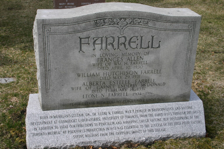 Farrell-grave-IMG_3753