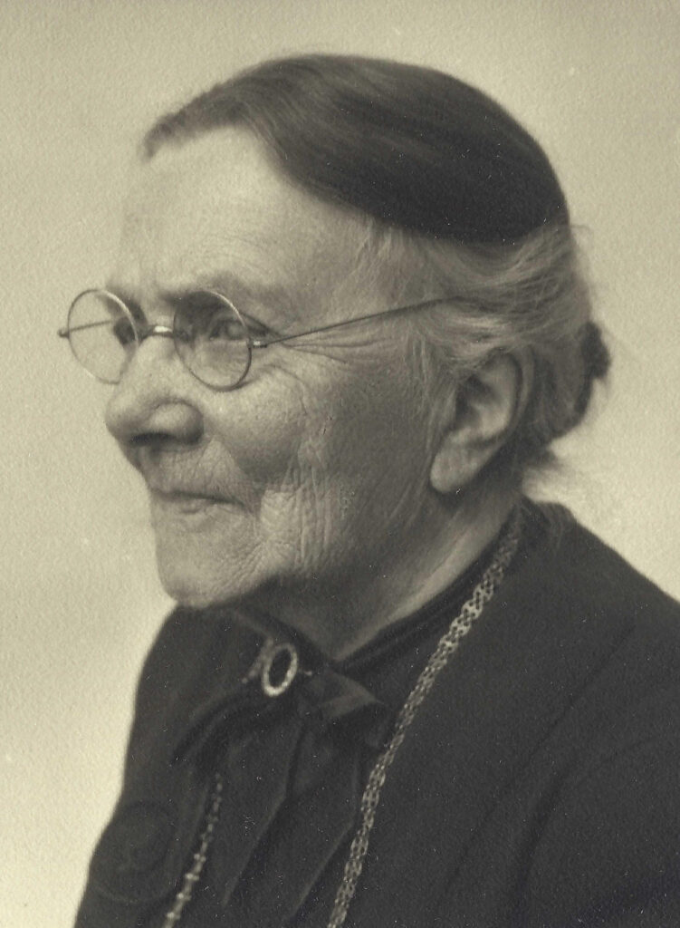 Anna Weber van Bosse, primera científica en una expedición oceanográfica y estudiosa de los arrecifes de coral