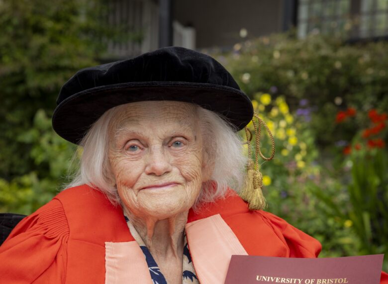 Rosemary Fowler, la olvidada descubridora de la partícula kaón