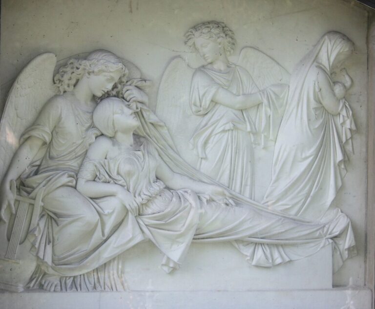 A_mother_dies_and_is_taken_by_angels_as_her_new-born_child_is_taken_away,_A_grave_from_1863_in_Striesener_Friedhof_in_Dresden