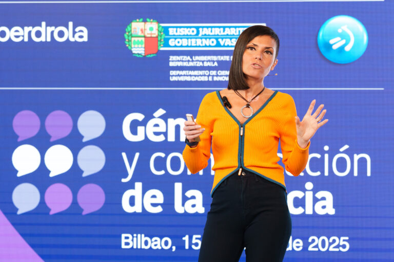 IA para la comunicación, y comunicación de la IA