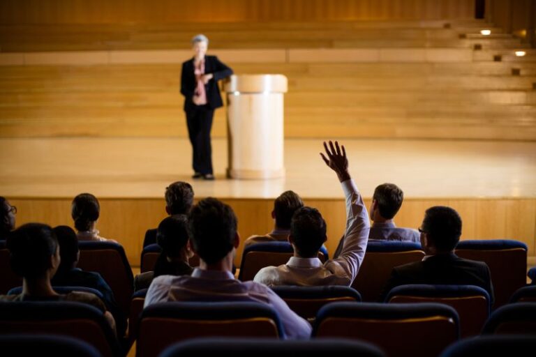 Diferencias de género durante los seminarios académicos