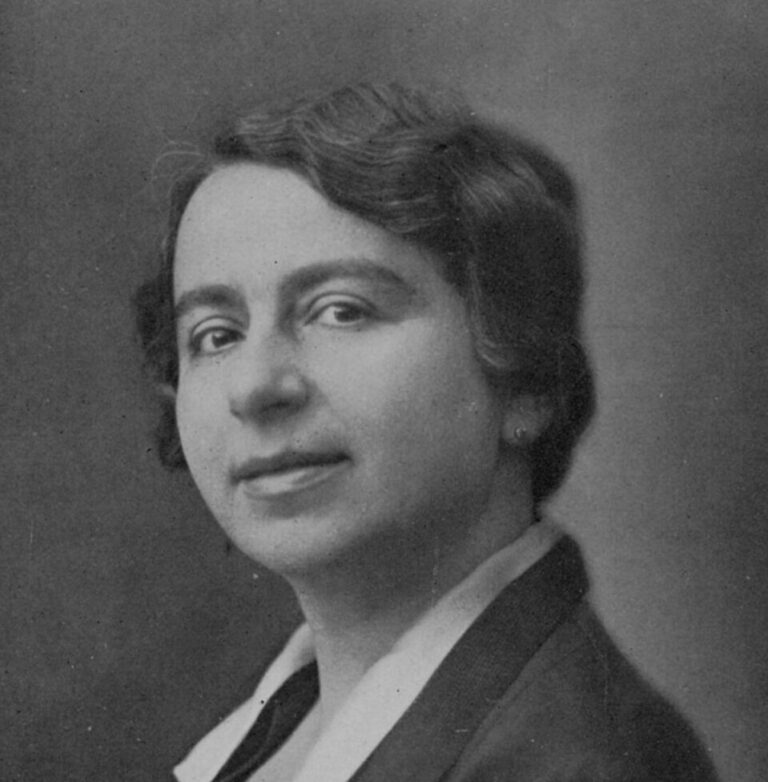 Mona Spiegel-Adolf, médica