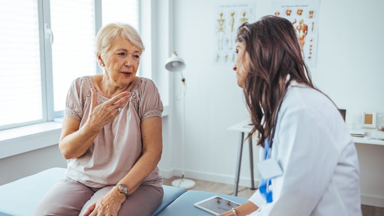 Ella no siempre temblaba: los otros síntomas del ‘párkinson invisible’