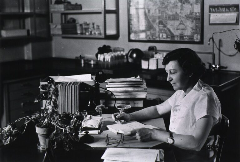 Sara Branham Matthews, microbióloga
