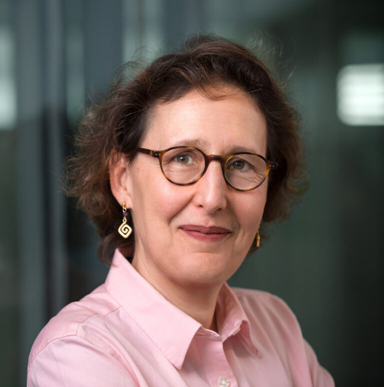 Sara Irina Fabrikant, geógrafa